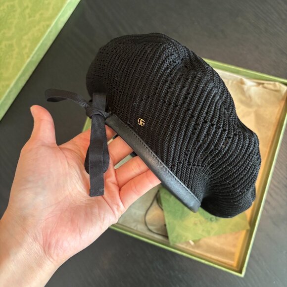NWT Gucci Malibu GG Crochet Ribbon Leather Trim Beret Hat Black L - Picture 2 of 3